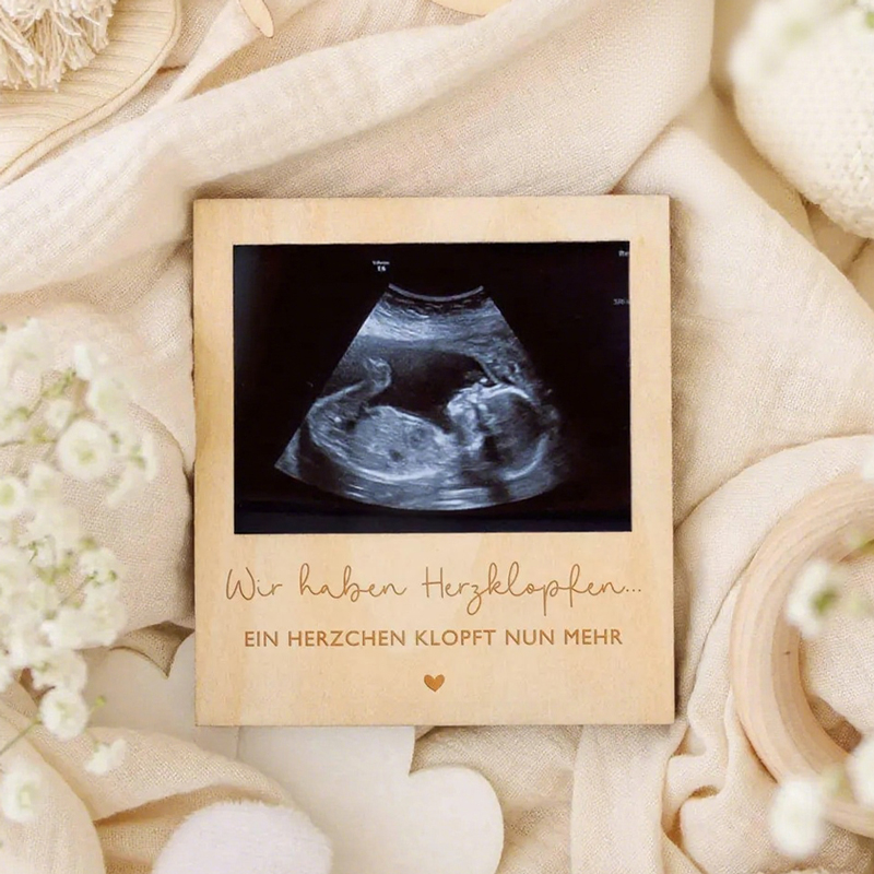 Baby Nursery Images - Drewniane rekwizyty do fotobudki z ogłoszeniem
