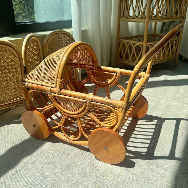 Wózek dziecięcy z rattanu, w s – Baby Nursery Basket recenzja i cena