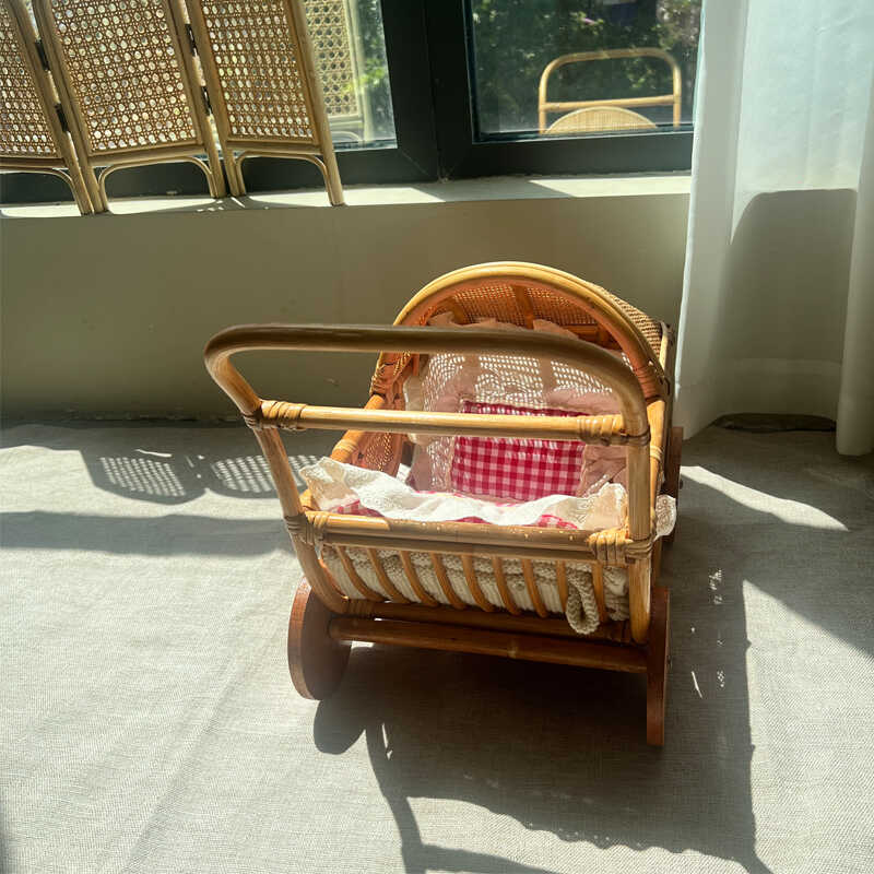 Wózek dziecięcy z rattanu, w s – Baby Nursery Basket recenzja i cena